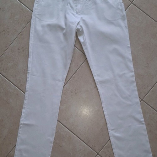 AKE white pants straight fit like new, size Small