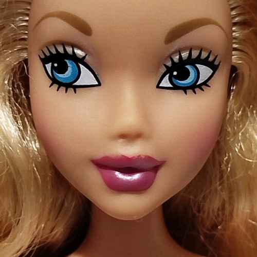 My Scene Kennedy First Wave doll used with flaws