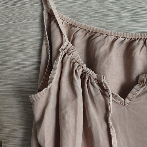 Sleeveless dress with unique back tie used, beige, size S