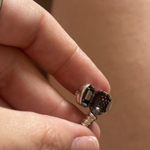 Pandora bracelet 590743CZ like new, silver, heart clasp with zirconia