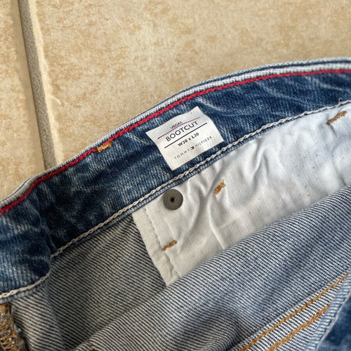 Tommy Hilfiger blue jeans like new, size L 40 12