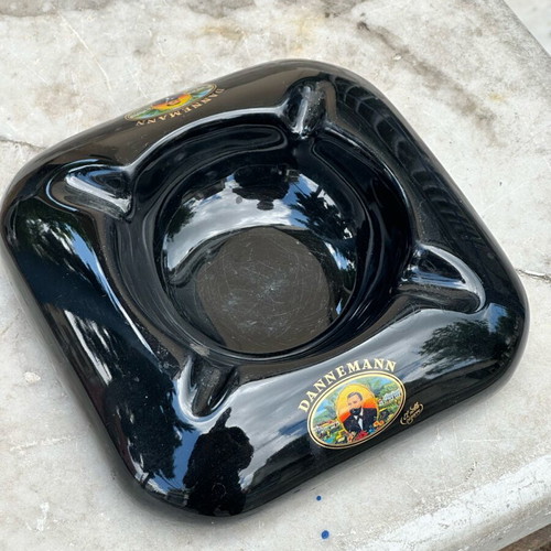 Dannemann El Noble Cigarro ashtray used, black color