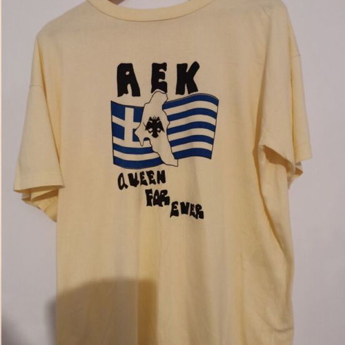 Katerini Fan T-shirt Size L Like New