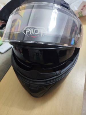 Pilot Corsair SV Full Face Motorcycle Helmet Large, like new, matte black
