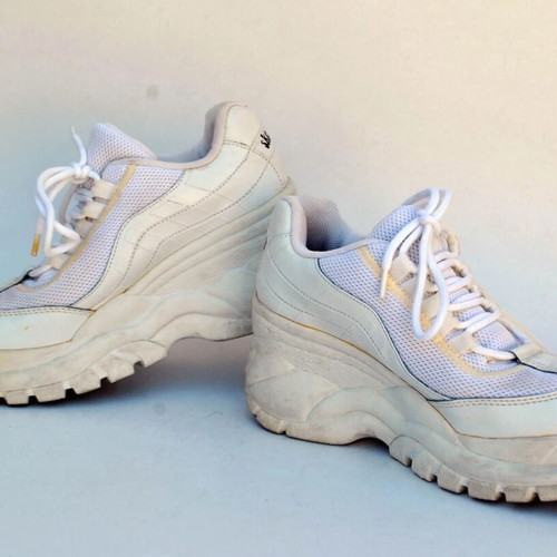 Skechers Wompers white canvas sneakers used, deadstock with tags size 37
