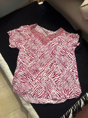 Millers Womens Top size 20 like new, red