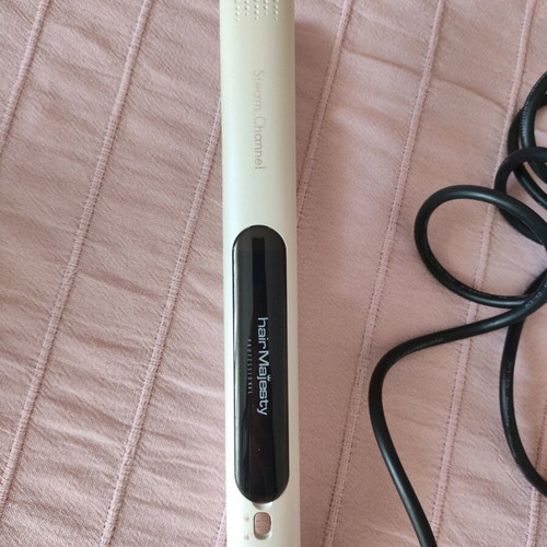 Hair Majesty Steam Channel Hair Straightener used, ceramic plates 48W