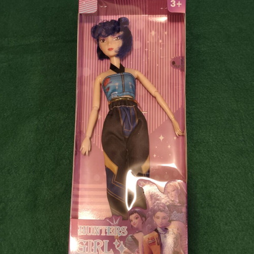 Demon Hunters Zoey collectible children's doll, new