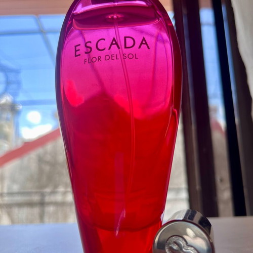 Escada Flor Del Sol Eau de Toilette 100ml like new limited edition