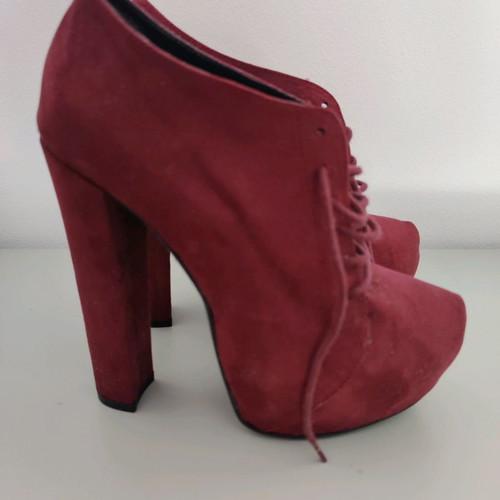Ankle boots new burgundy suede with thick heel