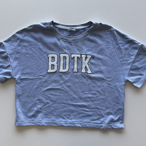 Bodytalk BDTK cropped μπλουζάκι μεταχειρισμένο, μέγεθος S, μπλε λιλά, φαρδιά γραμμή