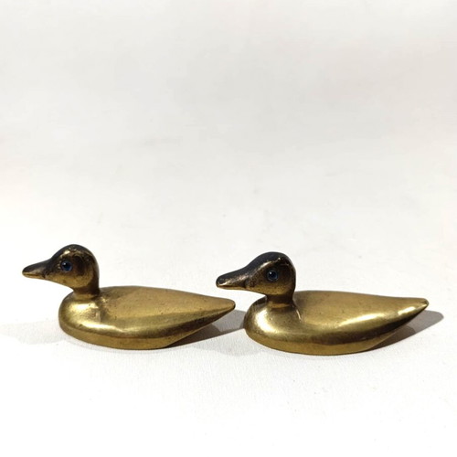 Solid brass decorative items used, set of 2 pieces