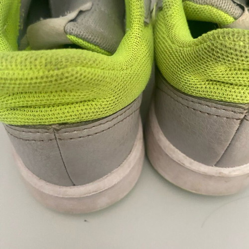 Adiddas kids shoes size 29 in good condition