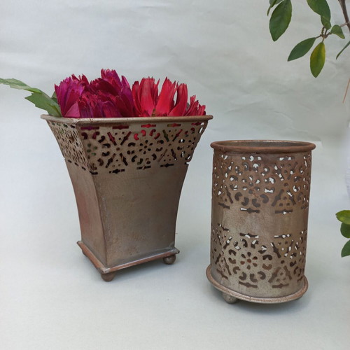Decorative set Cache-pot and candle holder by Sia like new
