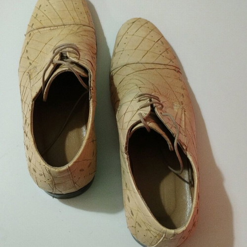 Leather shoes beige scarponi like new, size 42