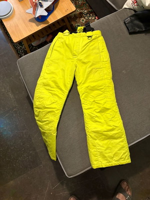 Children's snow pants used, size 140