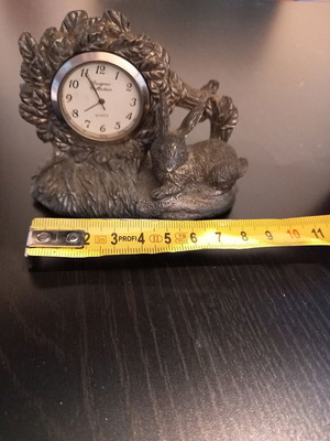 Table clock used with rabbit shape and analog dial