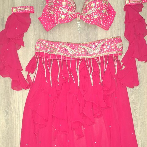 Custom-made pink oriental dance costume, size S/M