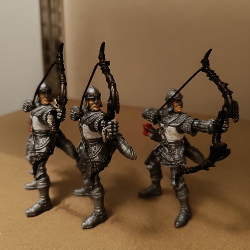 Fiondor Archers The Lord of the Ring plastic miniatures like new, set of 3