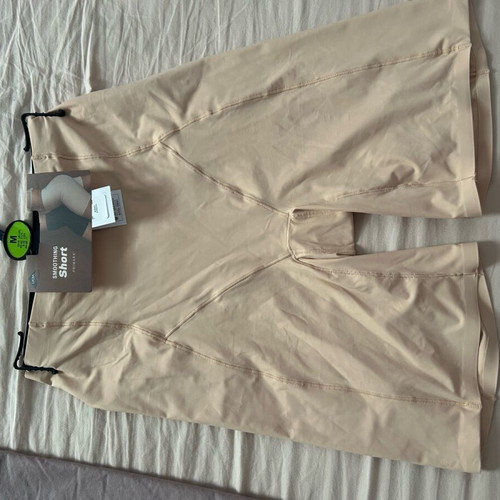 Primark Smoothing Shapewear Shorts M new, beige
