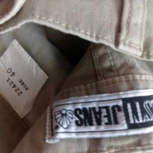 ESTI capri jeans used, khaki