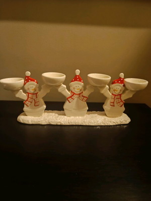 Χριστουγεννιάτικο κηροπήγιο σε άριστη κατάσταση