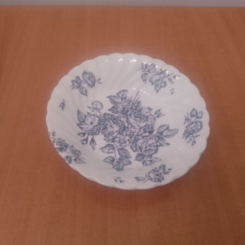 Devon Sprays bowl and gift plate vintage 70's Johnson Brothers used