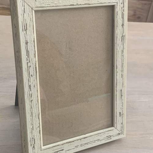 Wooden photo frame new, size 17.5x12.5 cm