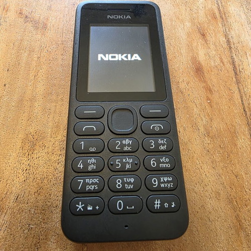 Nokia 108 Dual phone like new, black