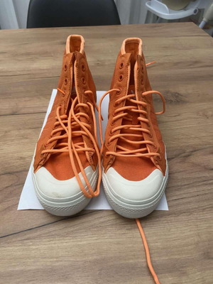Adidas Nizza Hi Parely orange, like new, size 42.5