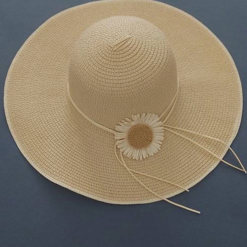 Straw hat for women like new, beige, size M