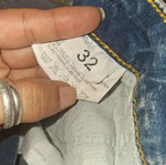 Set of 2 denim shorts and 1 black blouse