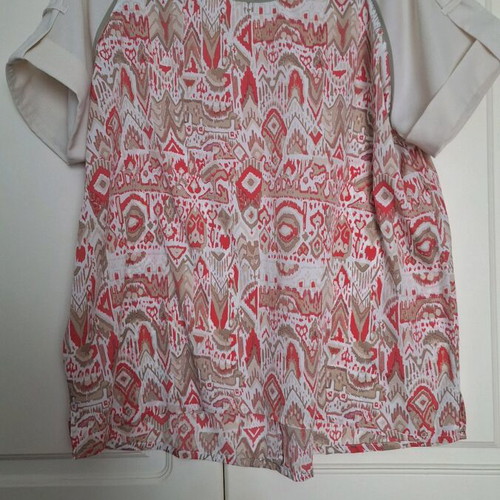 Stradivarius L blouse used, white and red, short sleeves