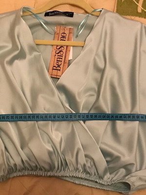 BeniSSimo NoM turquoise short drape blouse new with tags