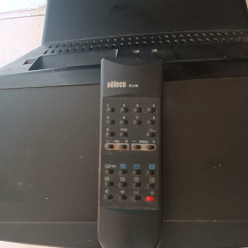 Seleco TV 14 inch used