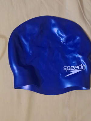 Speedo swim cap like new, size S