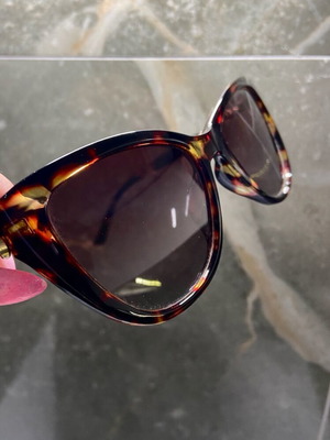 Women's sunglasses like new with rhinestones on sides multicolored