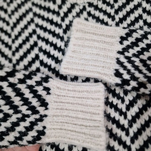 Mango high neck sweater like new, size S, black and white