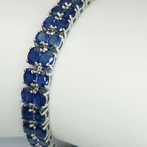 Double tennis bracelet with tanzanite gemstones like new
