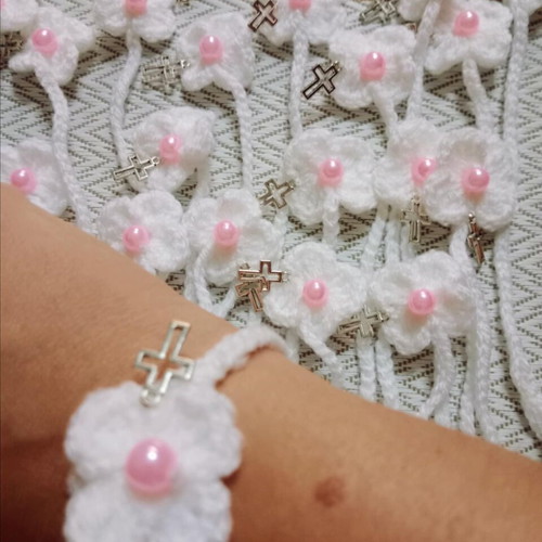Handmade martyr bracelet with flower, cross, and pearl made to order