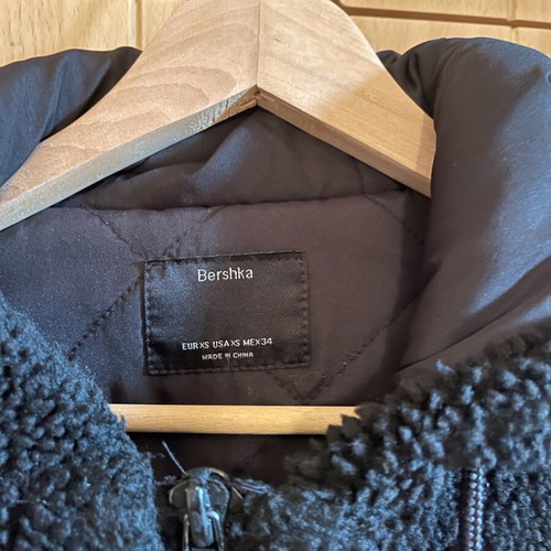 Shearling jacket new, size medium, black