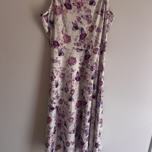 Floral midi dress Shein like new, XL-XXL, white with purple butterflies