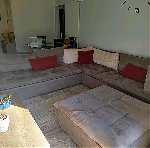 Σετ σαλονιού γωνία ή και όχι με καναπέ τριθέσιο, τετραθέσιο και σκαμπό