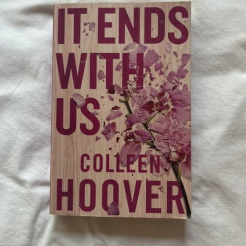 It Ends With Us by Colleen Hoover used, English