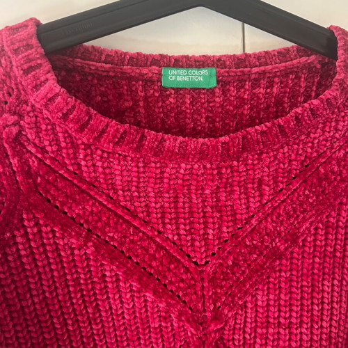 Benetton knitted crop sweater pink like new, size S