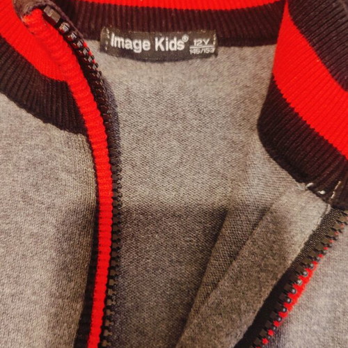 Boys' gray zip-up jacket like new, 12 years old