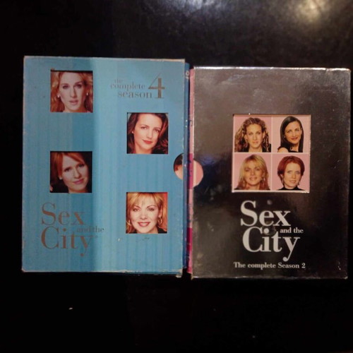 DVD Sex and the City πακέτο σεζόν 2, 4 και 6 σαν καινούργιο με ελληνικούς υπότιτλους
