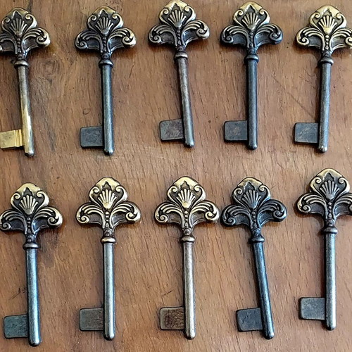 Decorative metal keys used, set of 10, Rococo style, antique bronze finish