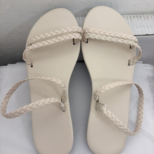 White sandals size 38 like new