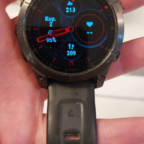 Garmin Epix Gen 2 Sapphire Titanium smartwatch like new, premium active
